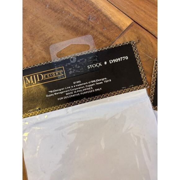 Two Vintage 1995 Santa Christmas Ornaments NWT MJ Designer Line - Picture 4 of 8